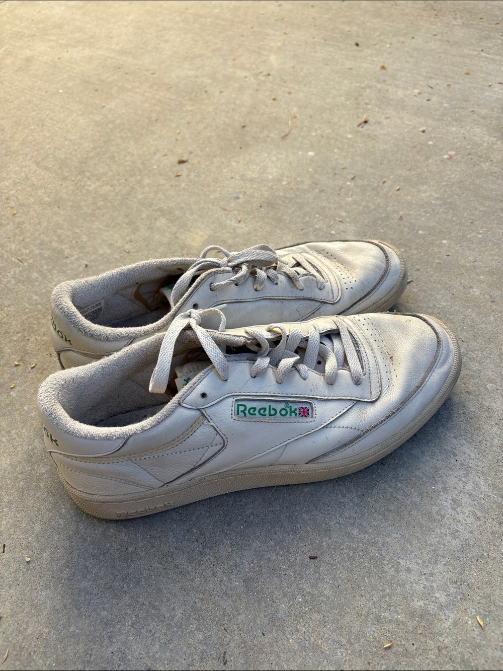 Reebok Off-White Leather Low-Top Sneakers with Green Logo